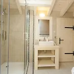 Bianca Villa Pula